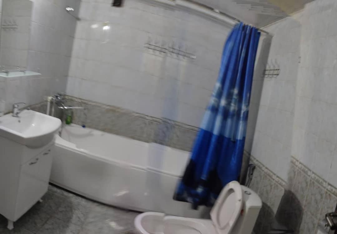 Hotel Nehal Kamal Tasken Kültér fotó